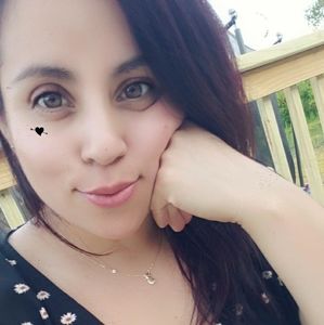 Meet your Posher, Lily